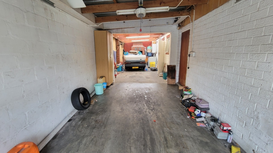 3 Bedroom Property for Sale in Westridge Western Cape